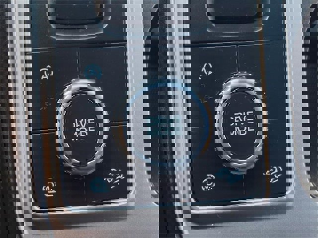 Certified 2020 Ford Explorer XLT w/ Class III Trailer Tow Package image 19