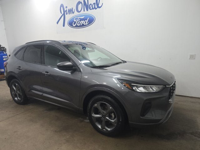 Certified 2024 Ford Escape ST-Line w/ Tech Pack #1 AWD/4WD image 1