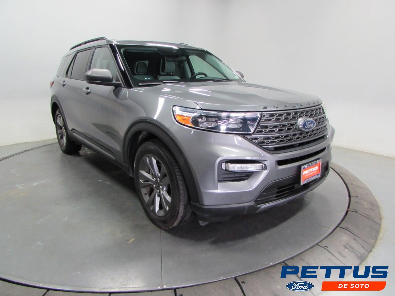 Certified 2021 Ford Explorer XLT w/ Equipment Group 202A