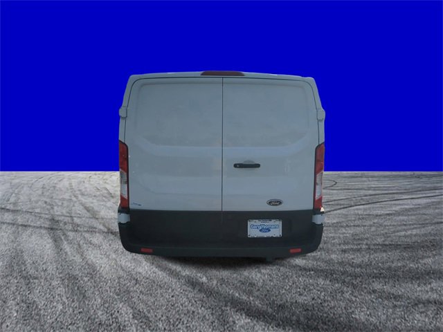 Certified 2022 Ford Transit 150 Low Roof AWD image 5