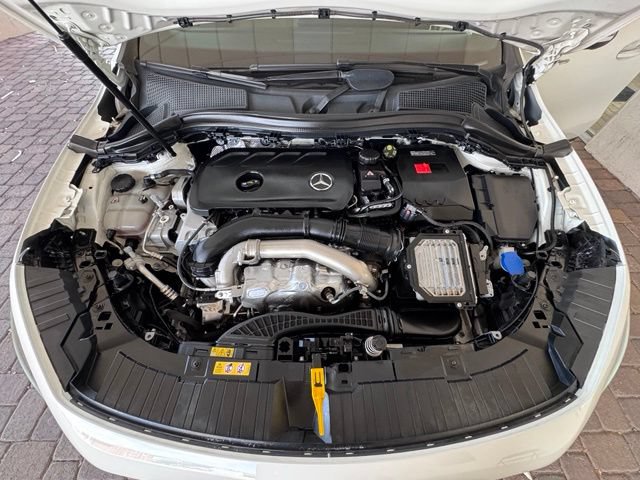 Used 2025 Mercedes-Benz GLA 250 image 21