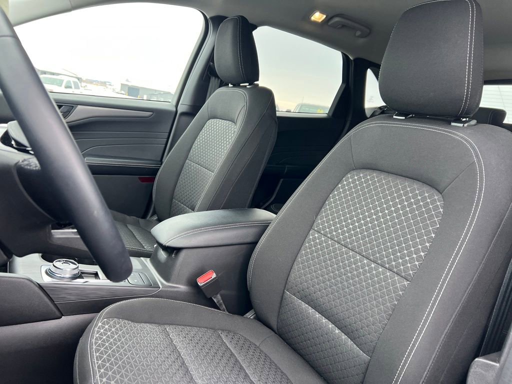 Certified 2023 Ford Escape Active image 32