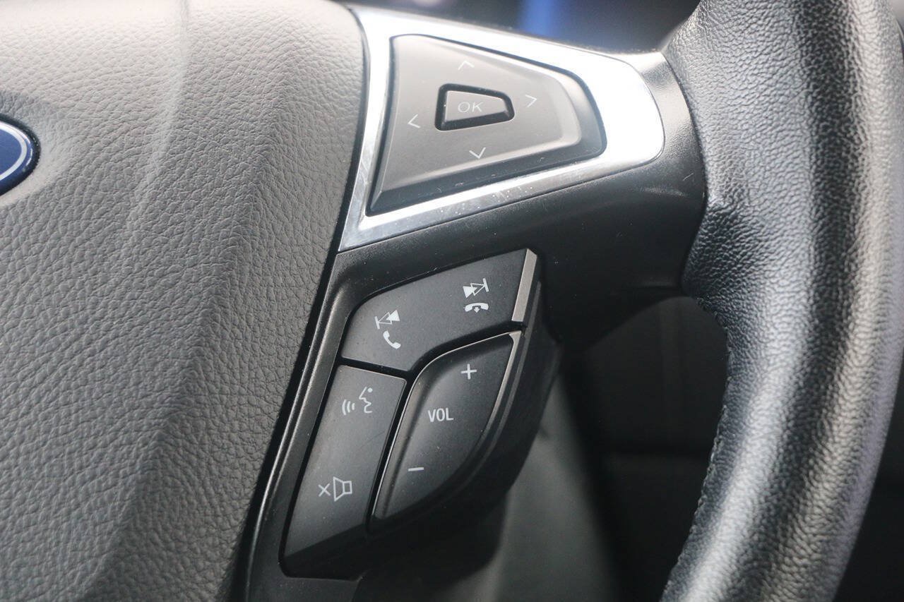 Certified 2024 Ford Edge SEL AWD/4WD image 18