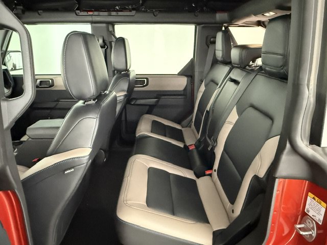 Certified 2024 Ford Bronco Wildtrak AWD/4WD image 19