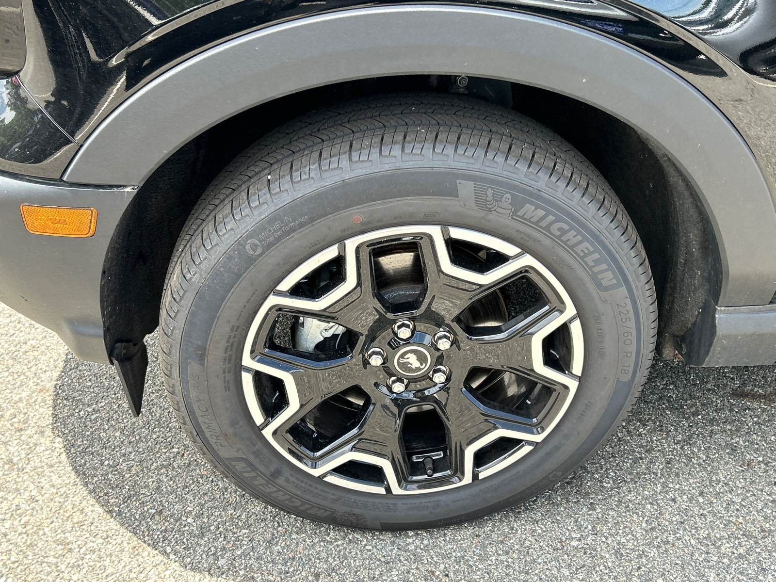 Certified 2025 Ford Bronco Sport Outer Banks w/ Outer Banks Tech Package+ AWD/4WD image 8