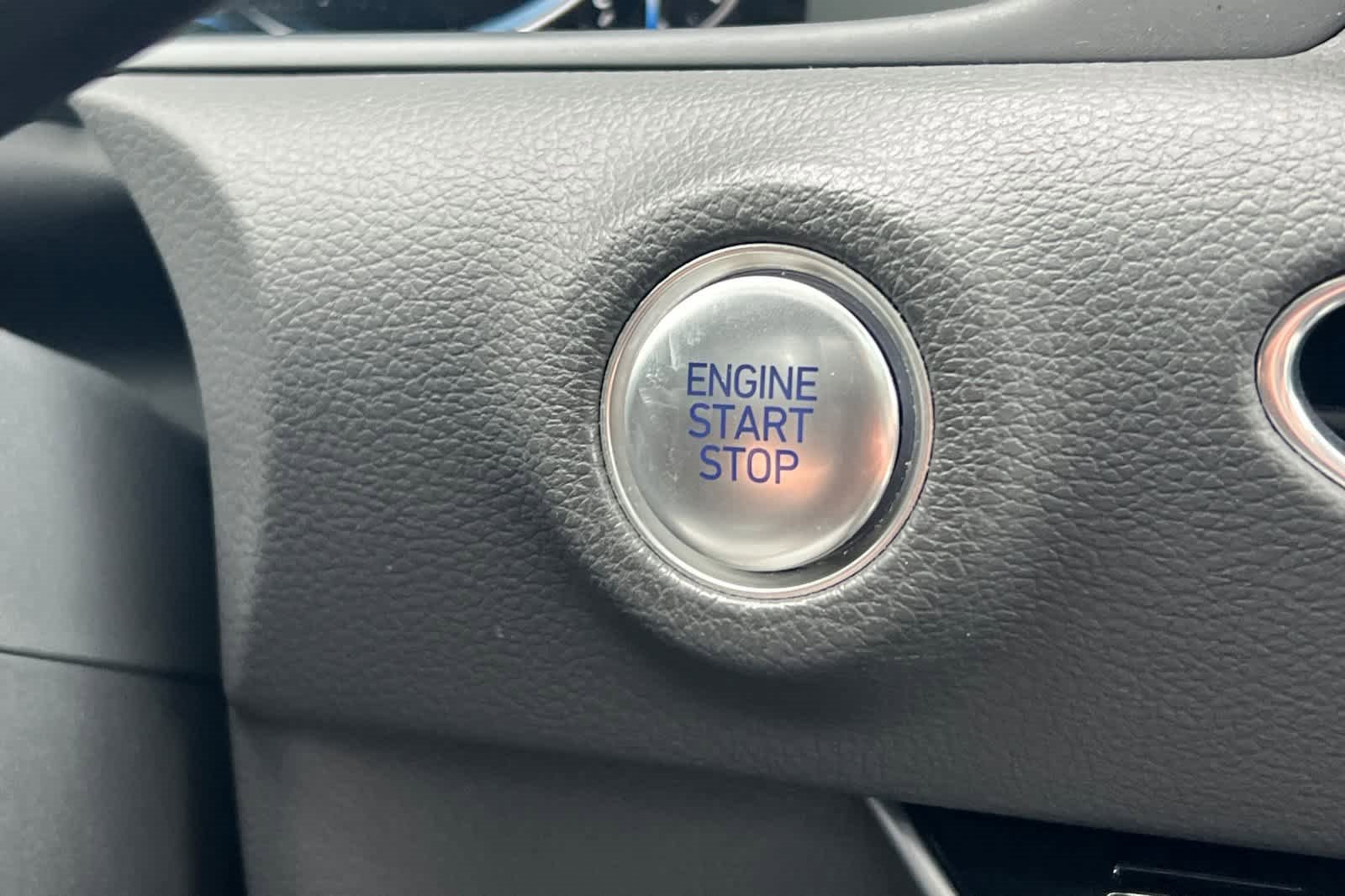 Used 2020 Hyundai Sonata Limited image 23