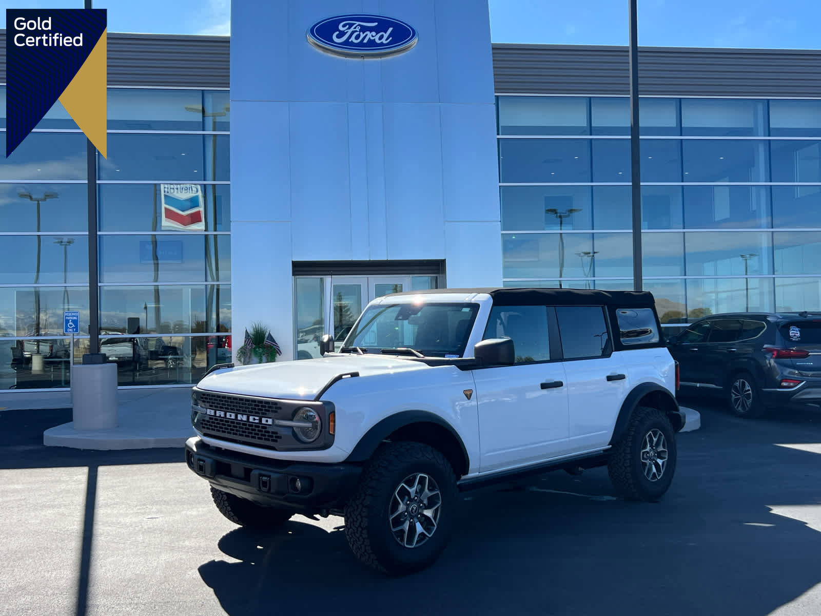 Certified 2023 Ford Bronco Badlands image 1