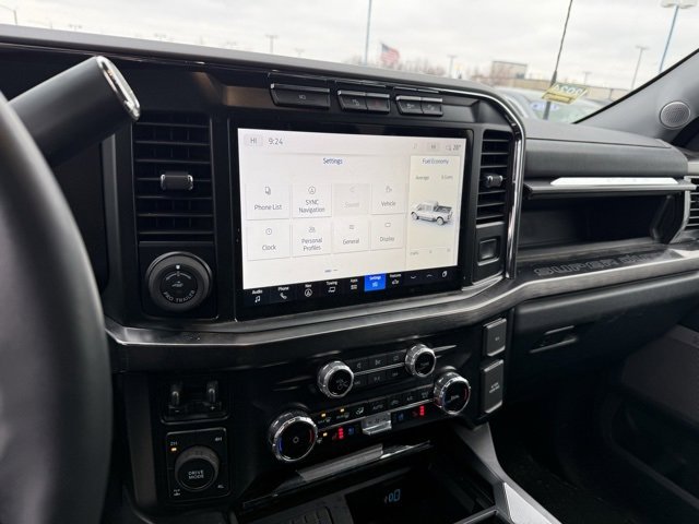 Certified 2023 Ford F250 Lariat w/ Lariat Ultimate Package image 15