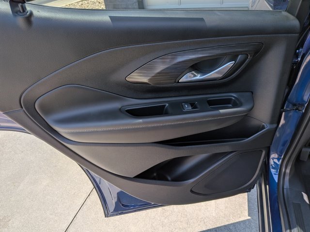 Used 2022 GMC Terrain SLE w/ Driver Convenience Package FWD image 29