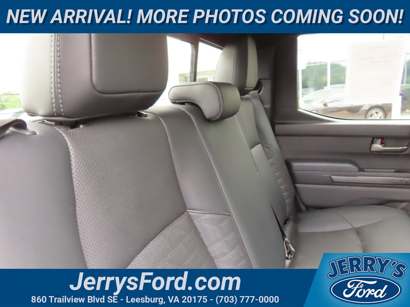 Used 2024 Toyota Tacoma TRD Off-Road w/ TRD Off Road Premium Package AWD/4WD image 38