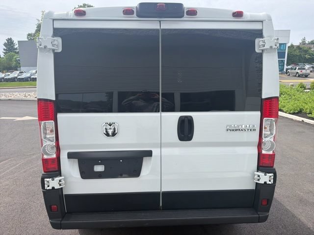 Used 2025 RAM ProMaster 2500 w/ U-Haul Equipment Group FWD image 5