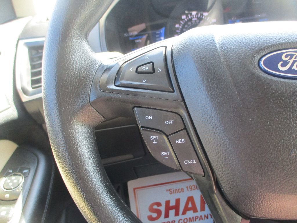 Certified 2024 Ford Edge SE image 11