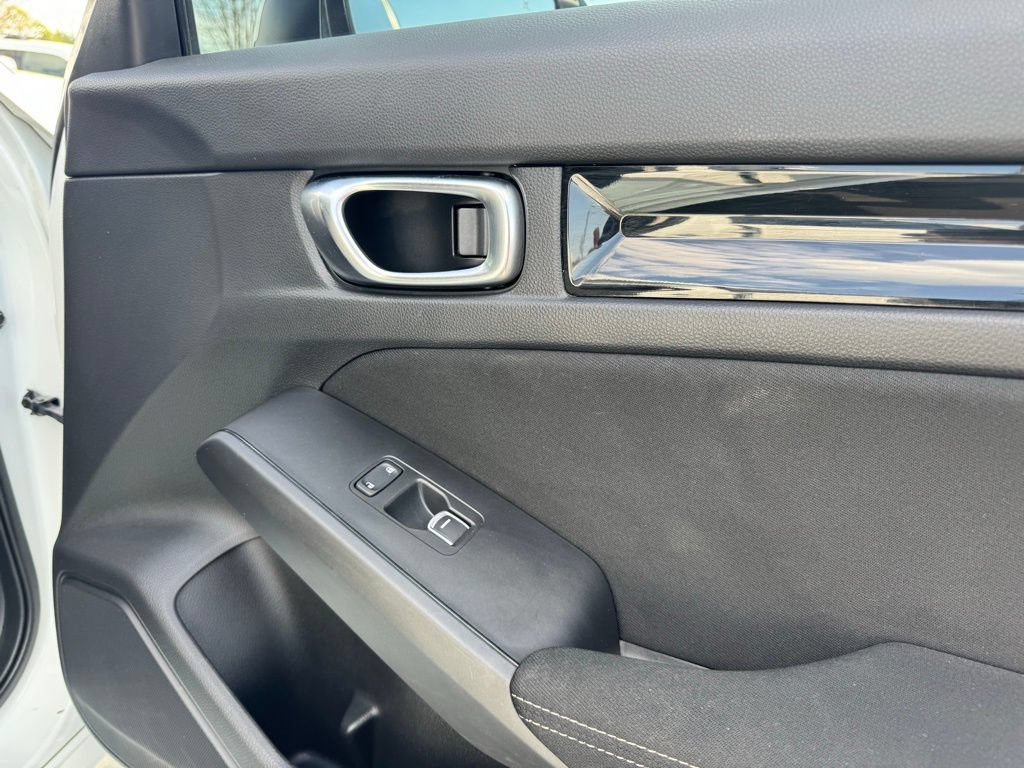 Used 2022 Honda Civic EX image 17