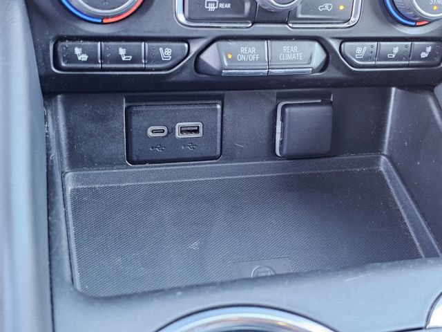 Used 2023 Chevrolet Suburban Premier image 22