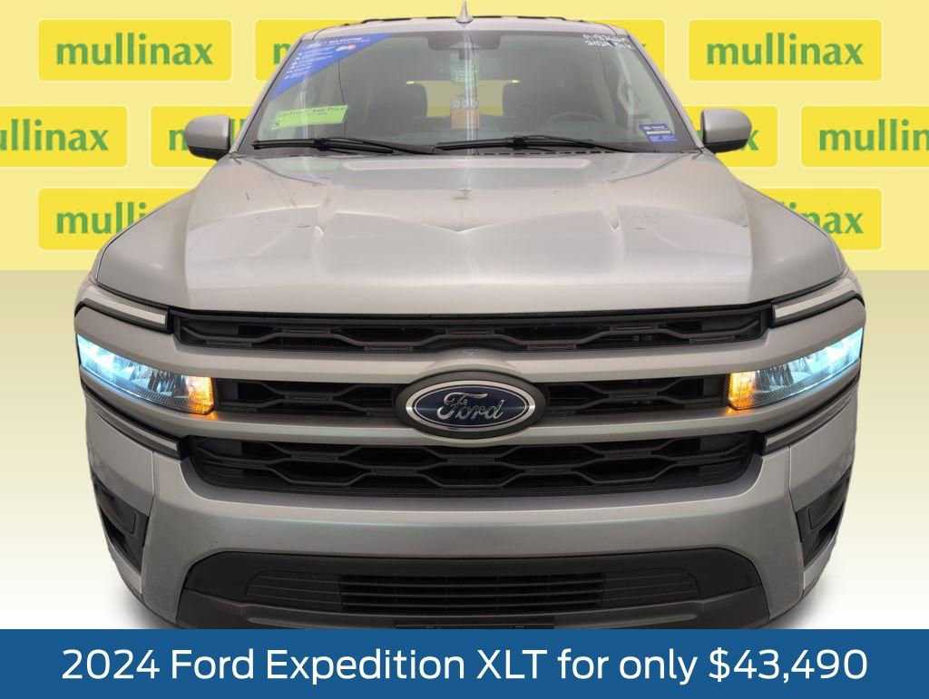 Certified 2024 Ford Expedition XLT AWD/4WD image 13