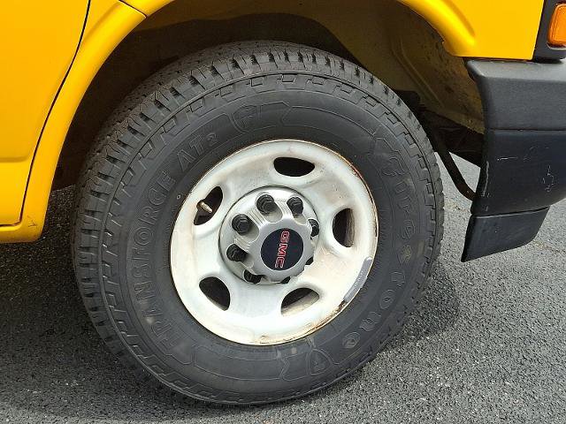 Used 2021 GMC Savana 3500 w/ Power Convenience Package RWD image 27