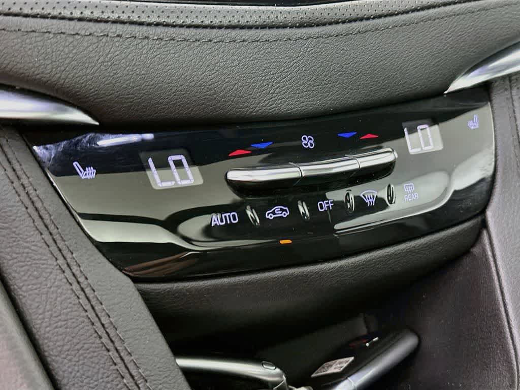 Used 2021 Cadillac XT5 Premium Luxury FWD image 18
