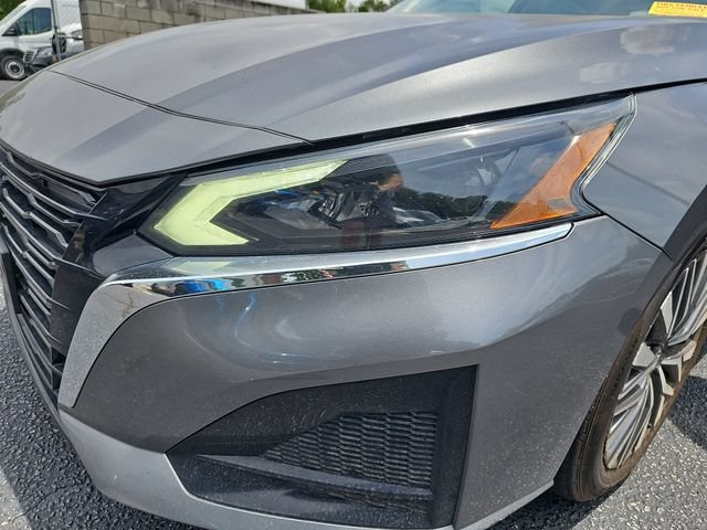 Used 2023 Nissan Altima 2.5 SV FWD image 32