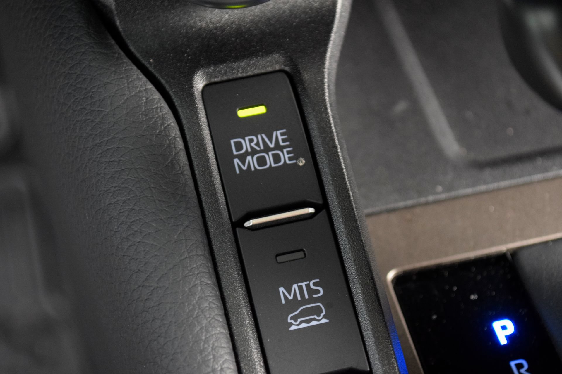 Used 2025 Toyota Land Cruiser AWD/4WD image 11
