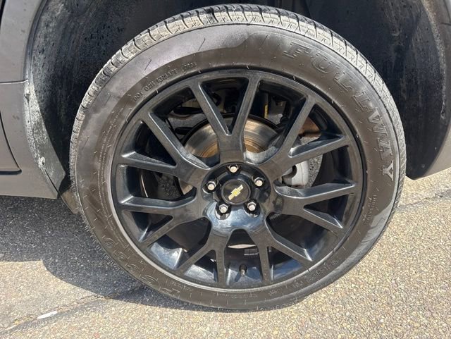 Used 2022 Chevrolet Trax LT w/ Midnight Edition AWD/4WD image 11