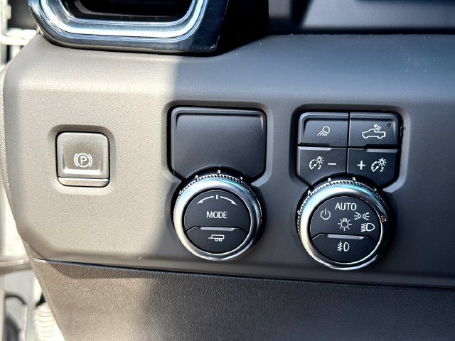 Used 2024 GMC Sierra 1500 Denali w/ Denali Reserve Package RWD image 15