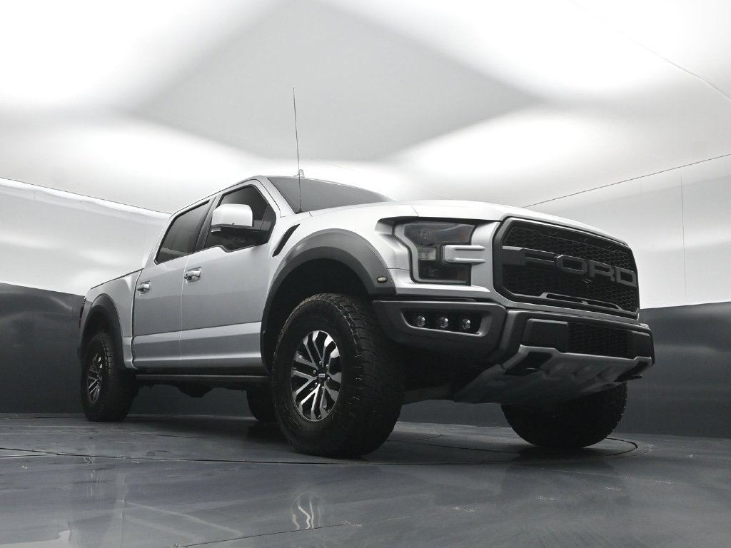 Certified 2019 Ford F150 Raptor w/ Equipment Group 802A Luxury AWD/4WD image 46