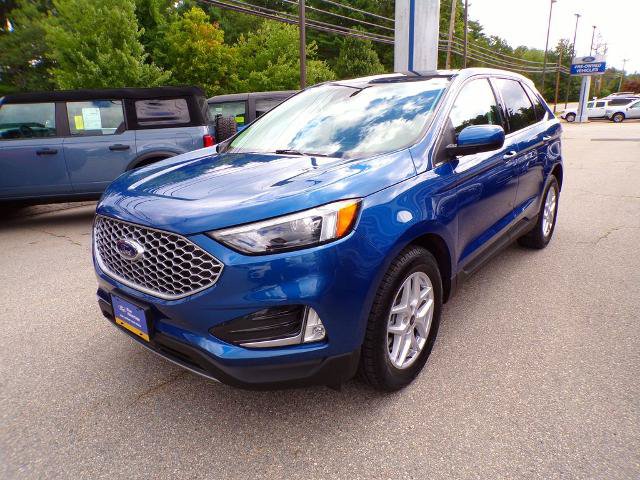 Certified 2023 Ford Edge SEL w/ Convenience Package AWD/4WD image 3