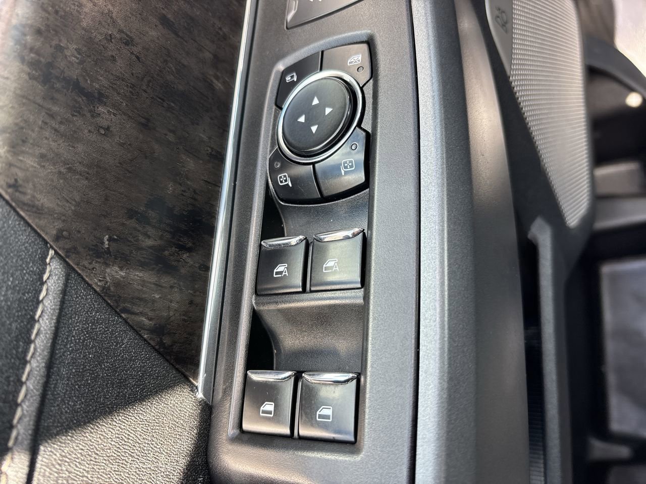 Certified 2023 Ford F250 Lariat w/ Sport Appearance Package image 22