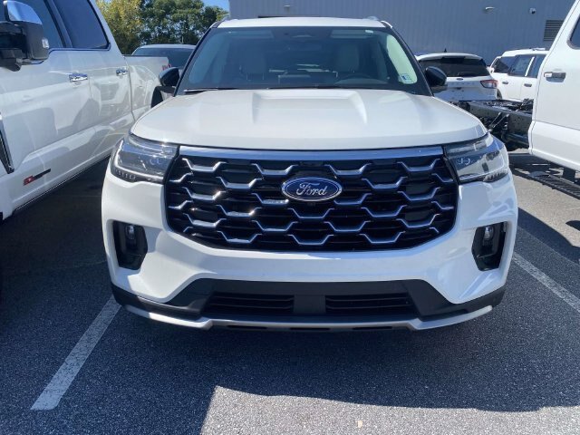 Certified 2025 Ford Explorer Platinum w/ Ultimate Package RWD image 2