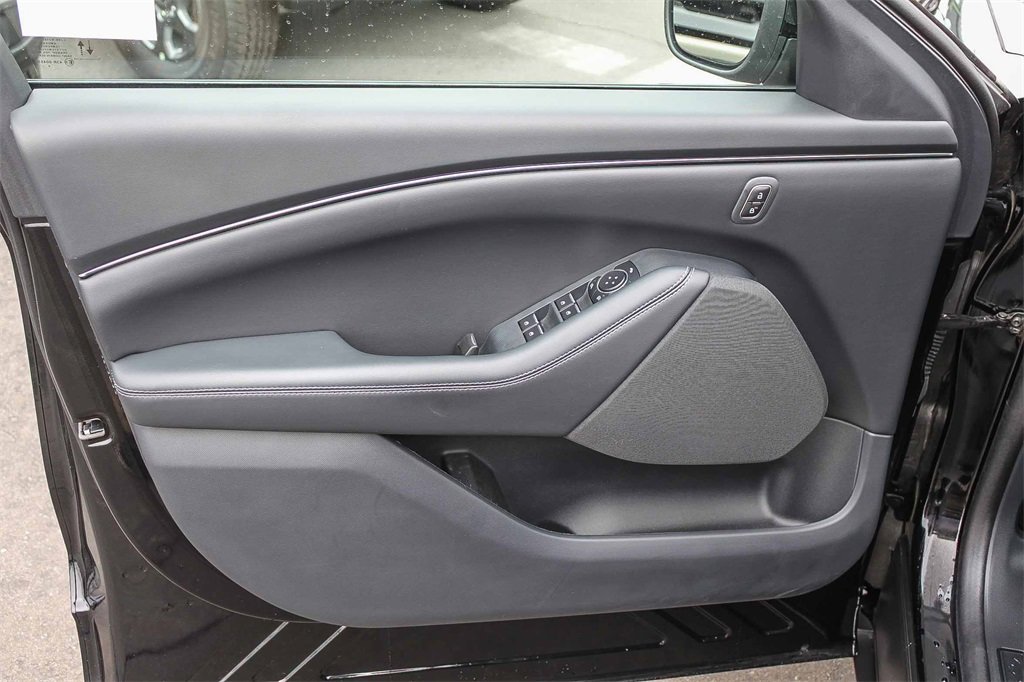 Certified 2024 Ford Mustang Mach-E Select image 22