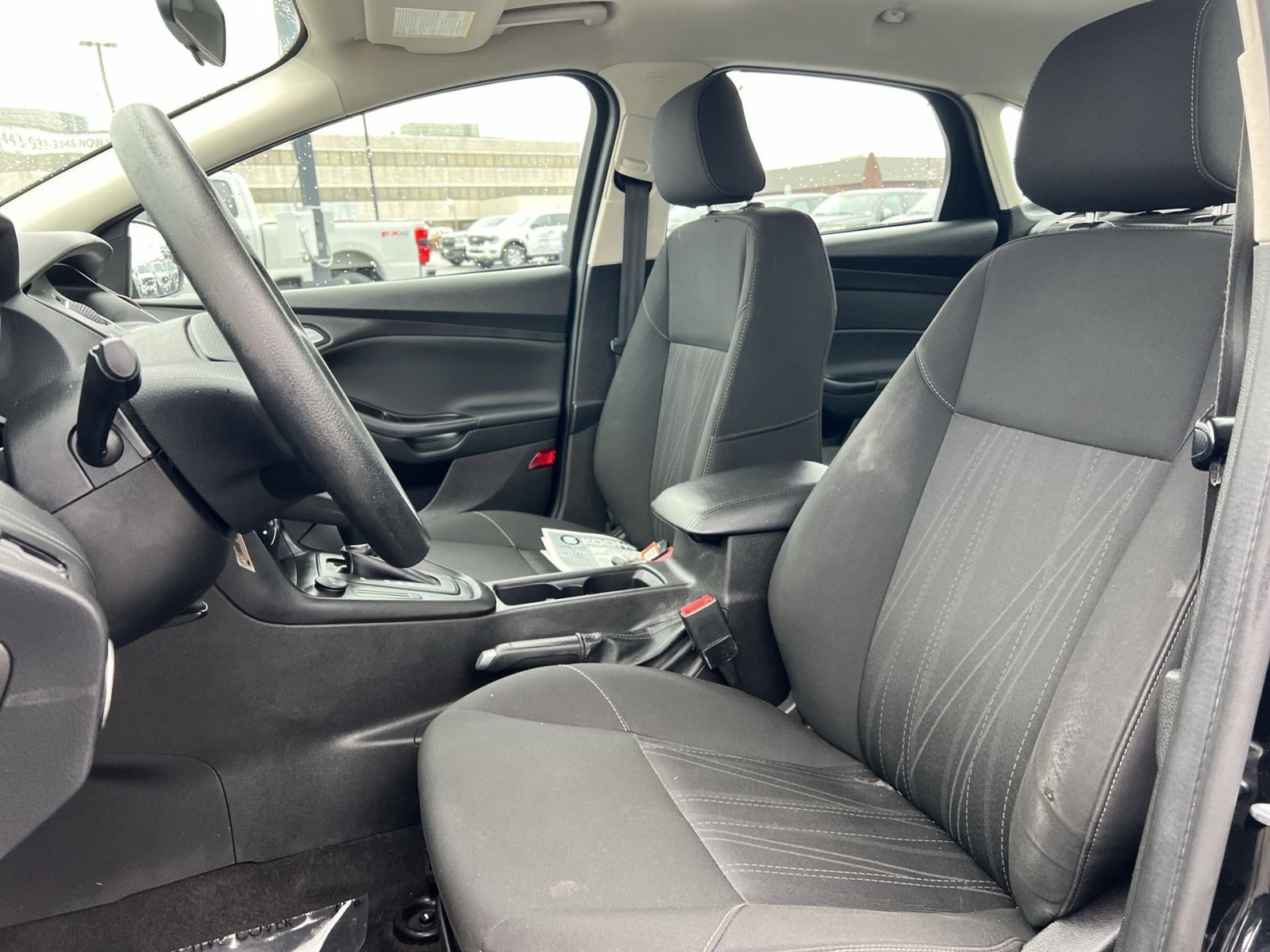 Certified 2018 Ford Focus SE image 13
