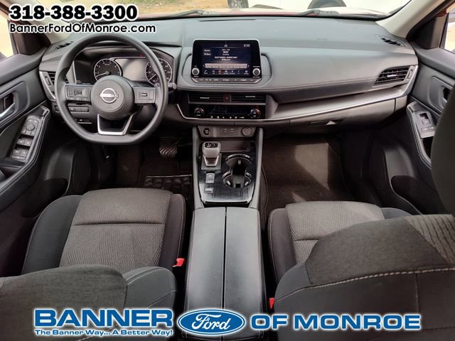 Used 2024 Nissan Rogue SV FWD image 18