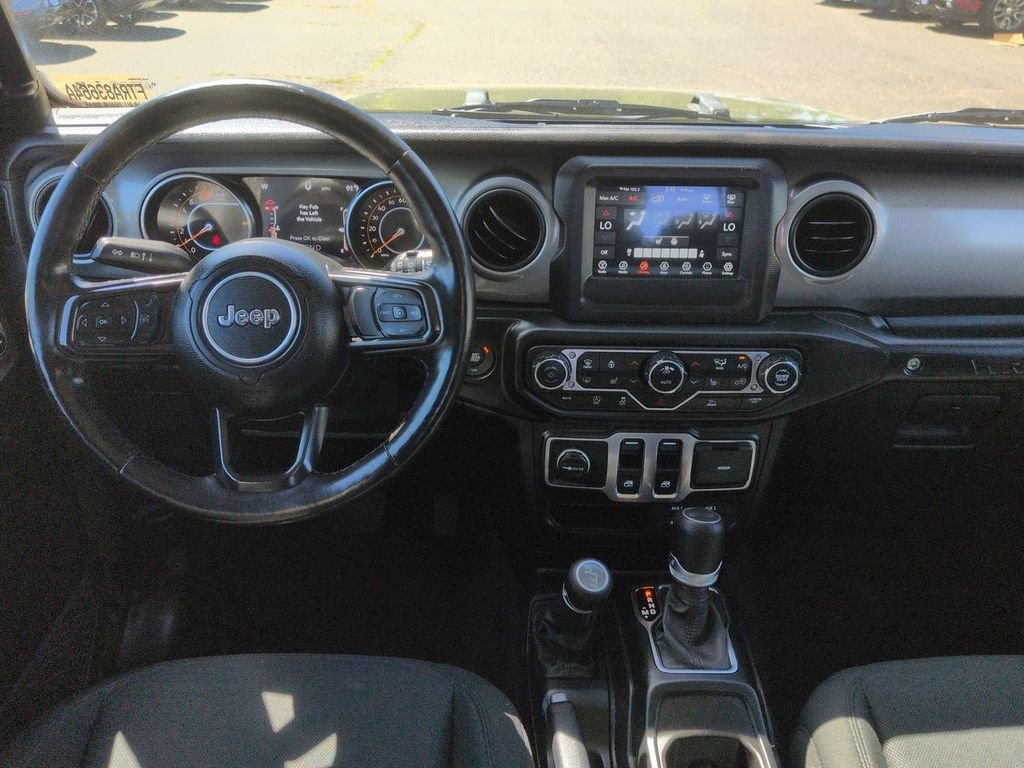 Used 2021 Jeep Wrangler Sport AWD/4WD image 23