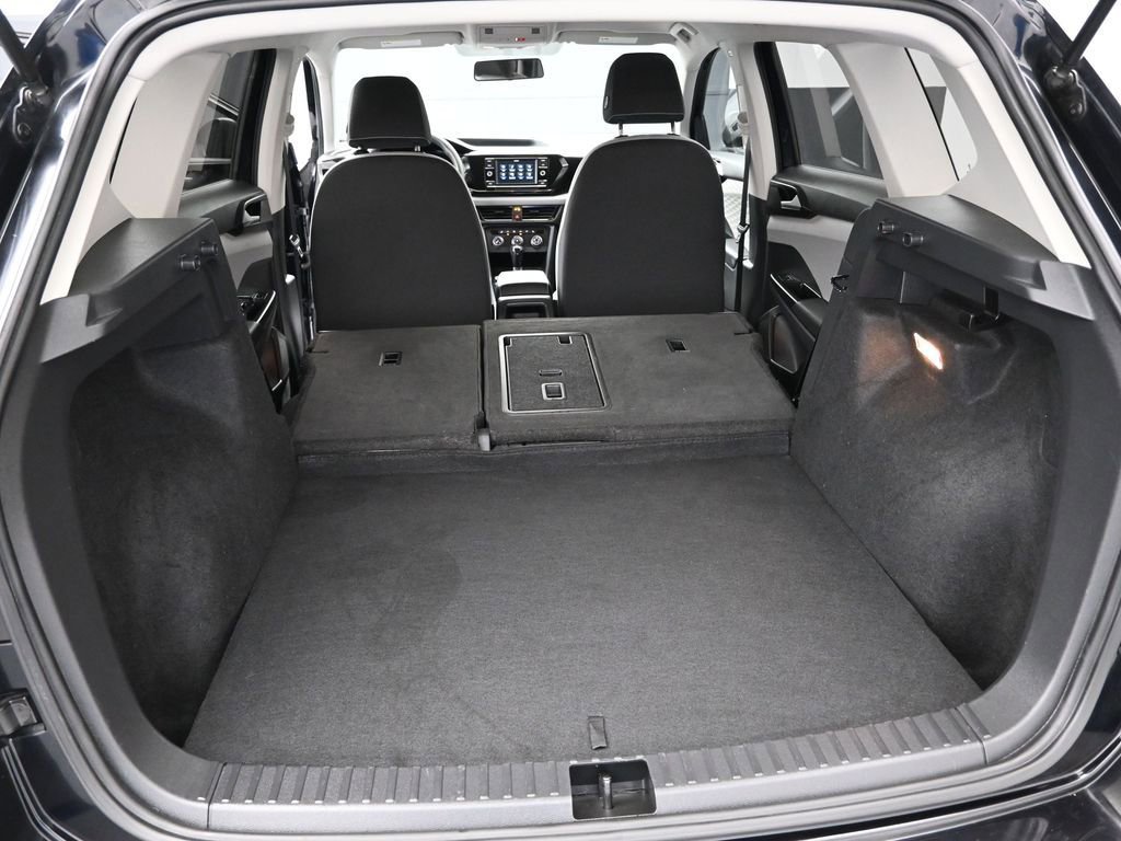 Used 2022 Volkswagen Taos S image 24