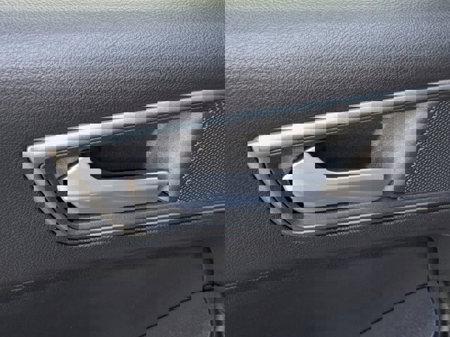 Certified 2023 Ford Edge SE w/ Black Appearance Package image 29