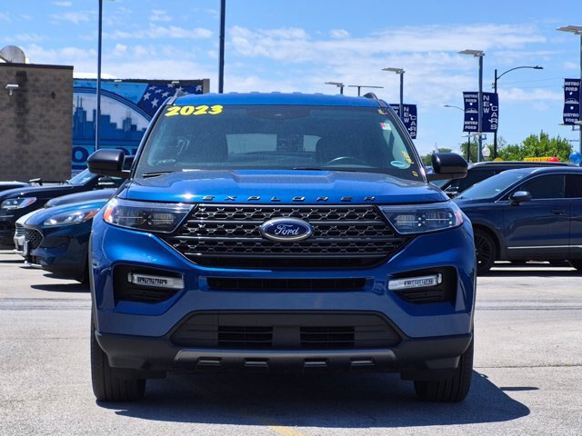 Certified 2023 Ford Explorer XLT w/ Equipment Group 202A AWD/4WD image 9