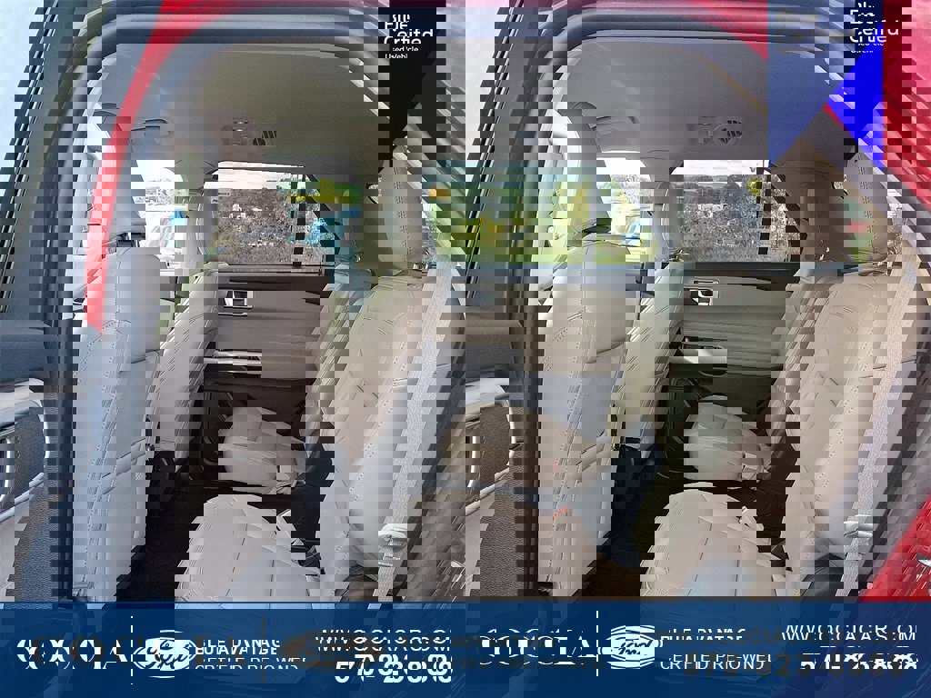 Certified 2022 Ford Explorer XLT w/ Equipment Group 202A image 11