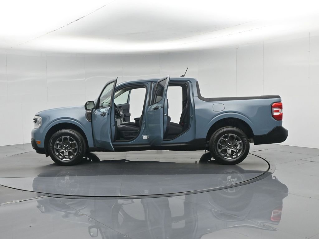 Certified 2022 Ford Maverick XLT w/ XLT Luxury Package image 37