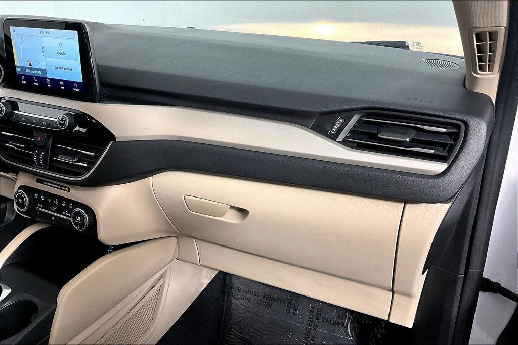 Certified 2020 Ford Escape SEL FWD image 16