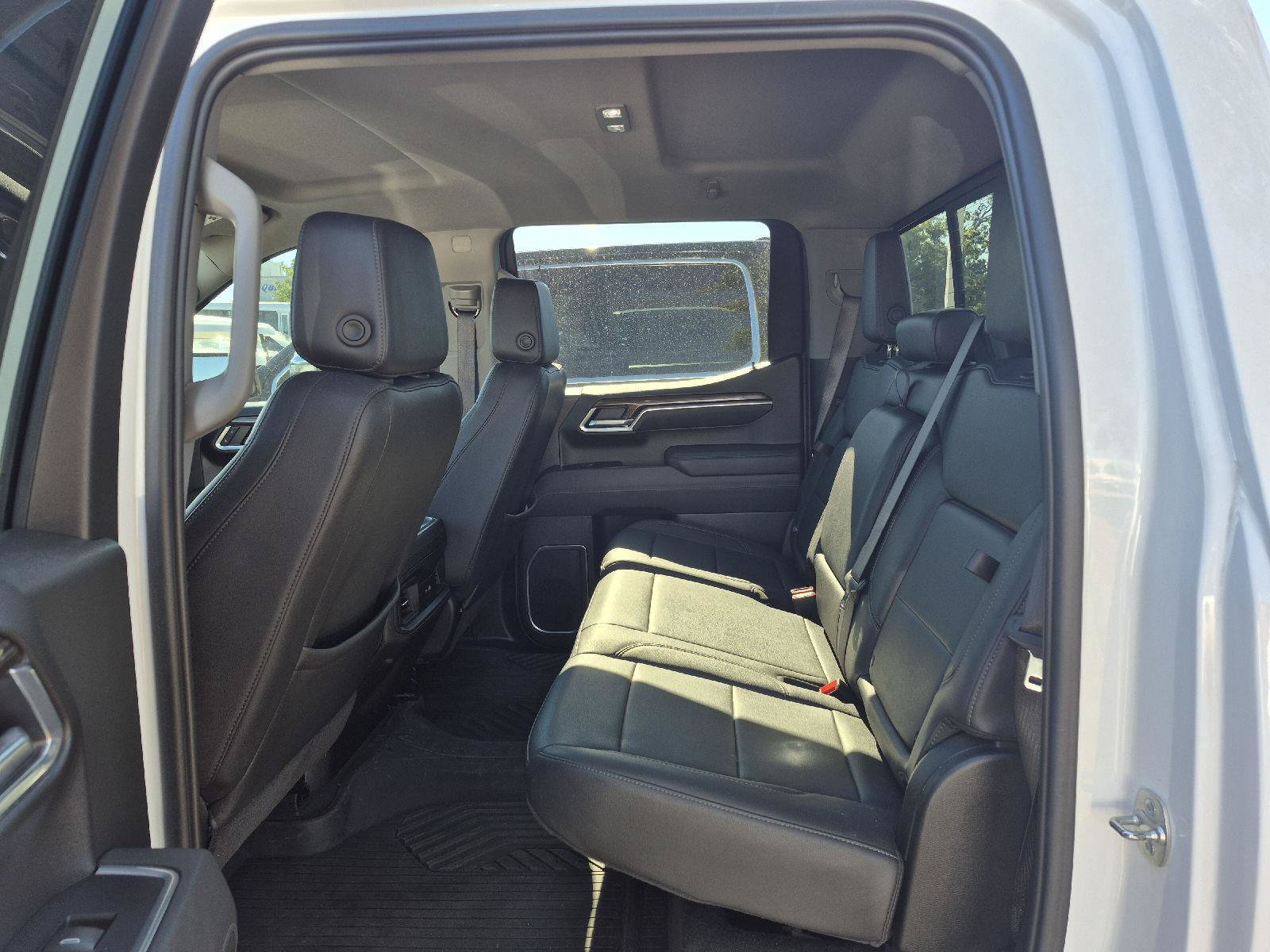 Used 2025 Chevrolet Silverado 1500 RST AWD/4WD image 12
