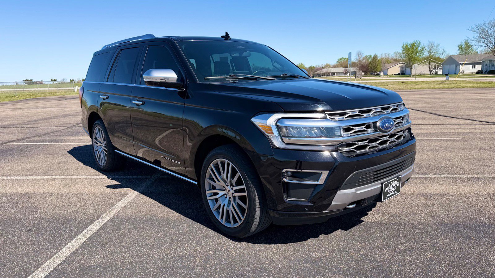 Certified 2022 Ford Expedition Platinum AWD/4WD image 1