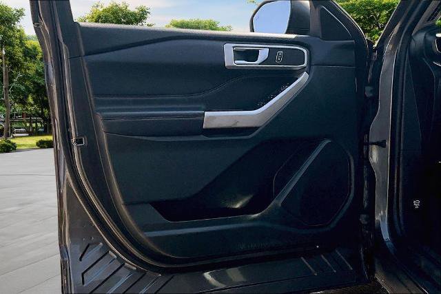 Certified 2023 Ford Explorer XLT w/ Equipment Group 202A image 22