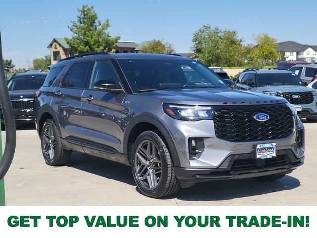 Certified 2025 Ford Explorer ST-Line w/ ST-Line Street Pack AWD/4WD image 1