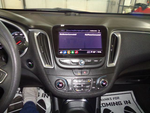 Used 2024 Chevrolet Malibu LT image 9