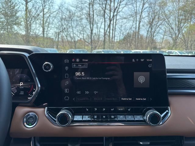 Used 2025 GMC Canyon AT4 image 15