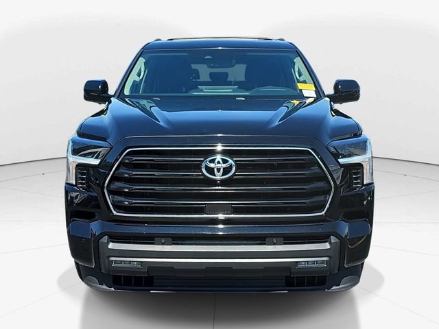 Used 2024 Toyota Sequoia SR5 w/ SR5 Premium Package AWD/4WD image 8