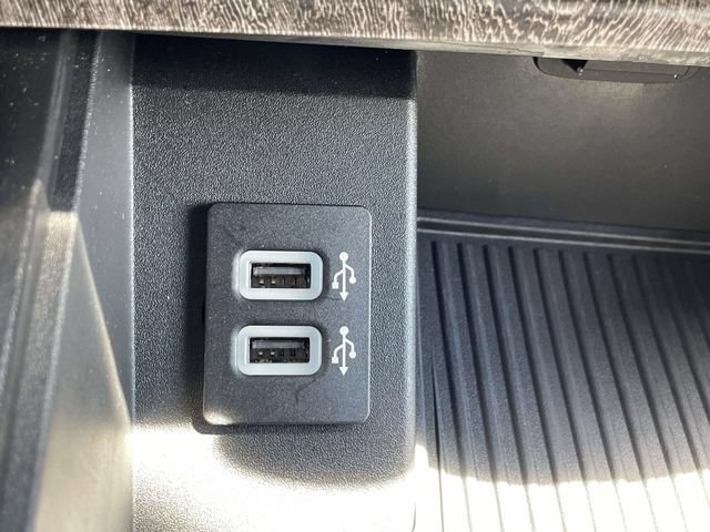 Certified 2019 Ford F350 Lariat AWD/4WD image 22