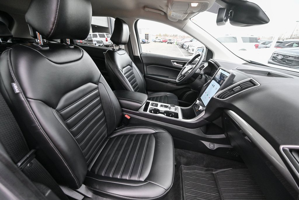 Certified 2024 Ford Edge SEL w/ Convenience Package image 26