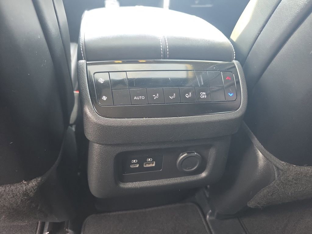 Used 2023 INFINITI QX60 Luxe w/ Cargo Package image 28