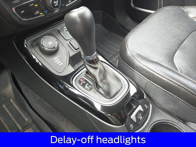 Used 2018 Jeep Compass Limited w/ Navigation Group AWD/4WD image 27